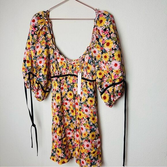 NWT For Love And Lemons Sylvia Floral Mini Dress Medium - Picture 4 of 7